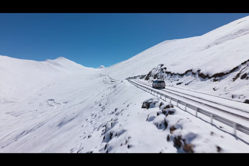 和李现，徒步在西藏库拉岗日 备注：超好看！！想去！！！#bilibili #video #links和李现，徒步在西藏库拉岗日 备注：超好看！！想去！！！#bilibili #video #links